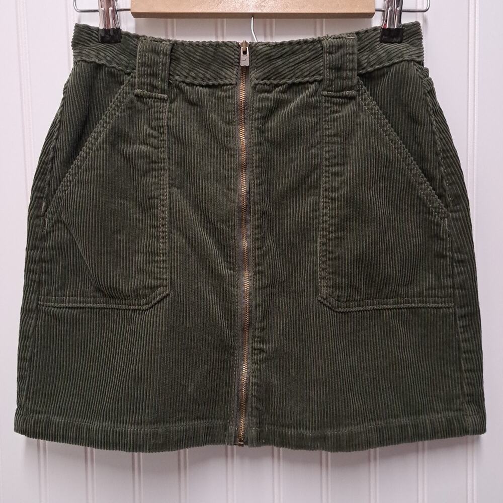 Hollister Mini Skirt Juniors 5 Olive Green Corduroy Ultra High Rise Front Zipper